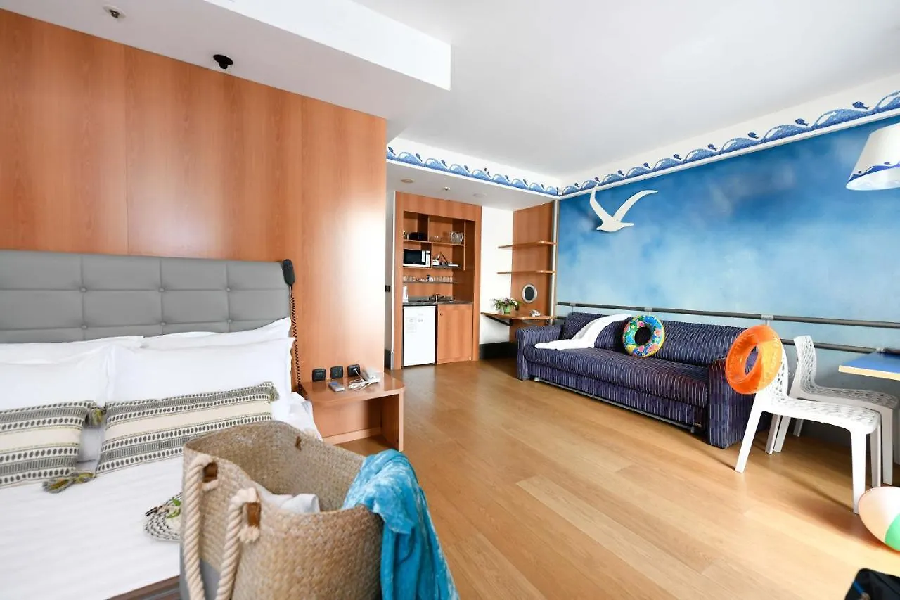Club Hotel Eilat - All Suites Hotel