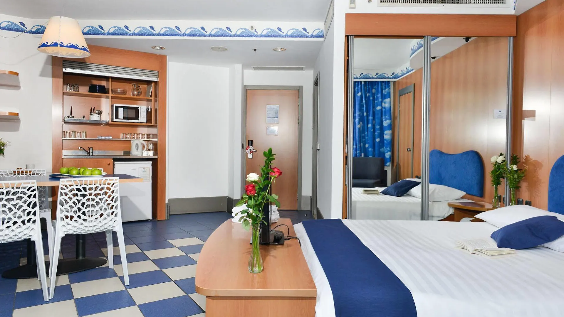 Club Hotel Eilat - All Suites Hotel