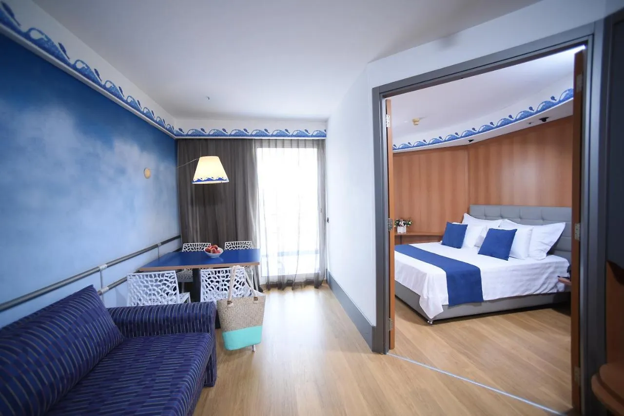 Club Hotel Eilat - All Suites Hotel